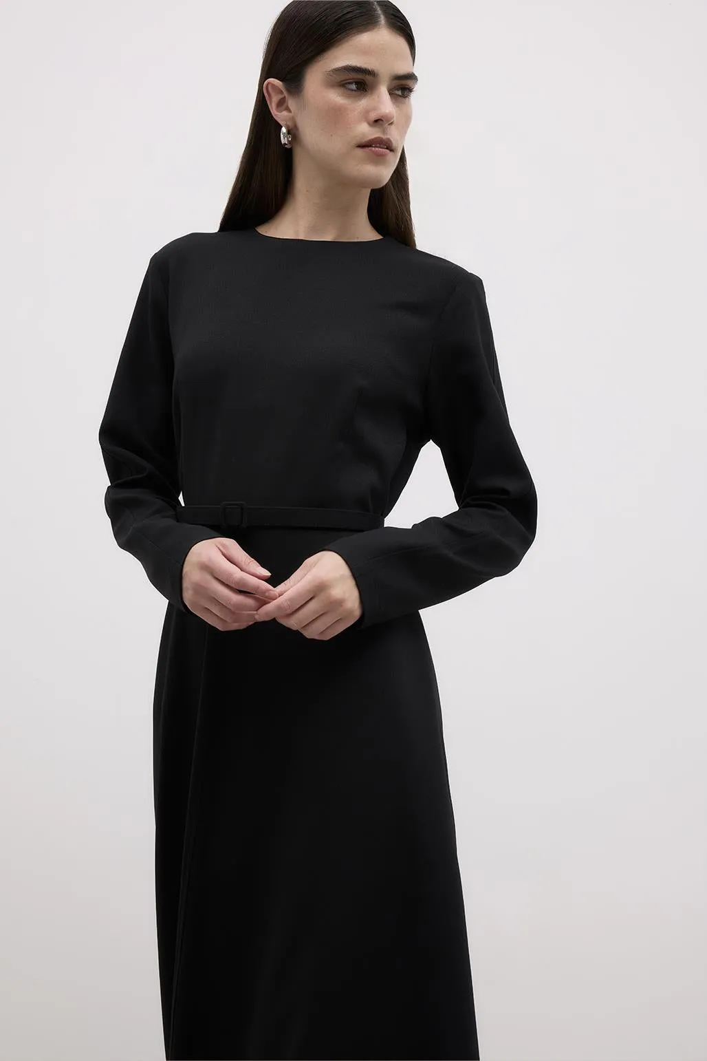 Arched Long Bell Dress Black