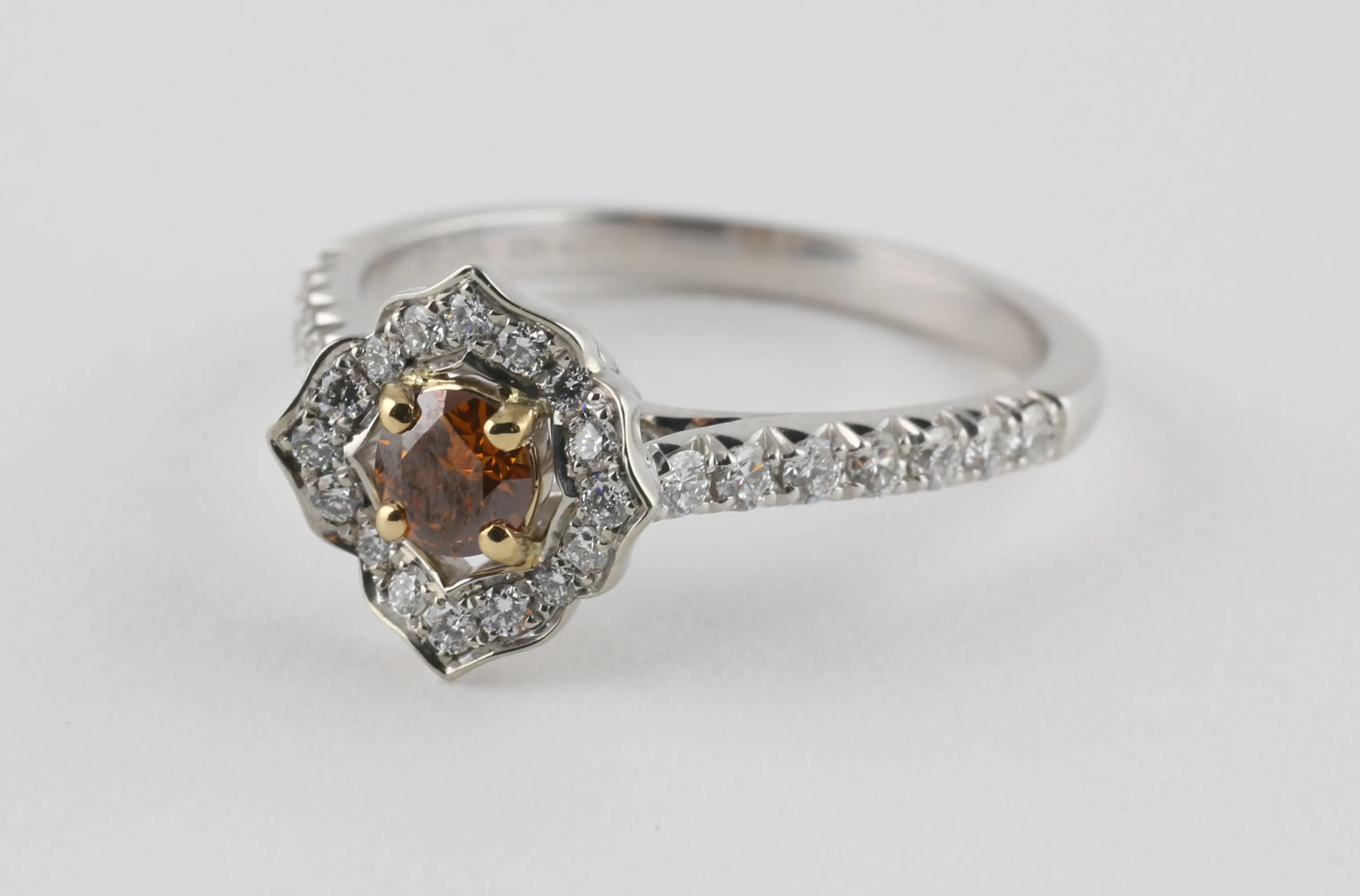 Cognac Star Ring