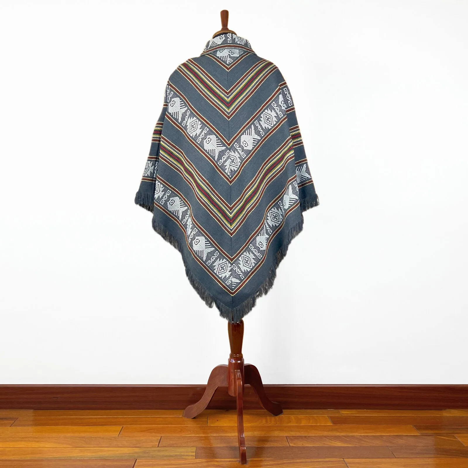 Gualaquiza - Alpaca wool Serape Poncho with scarf - Piranha pattern - Unisex