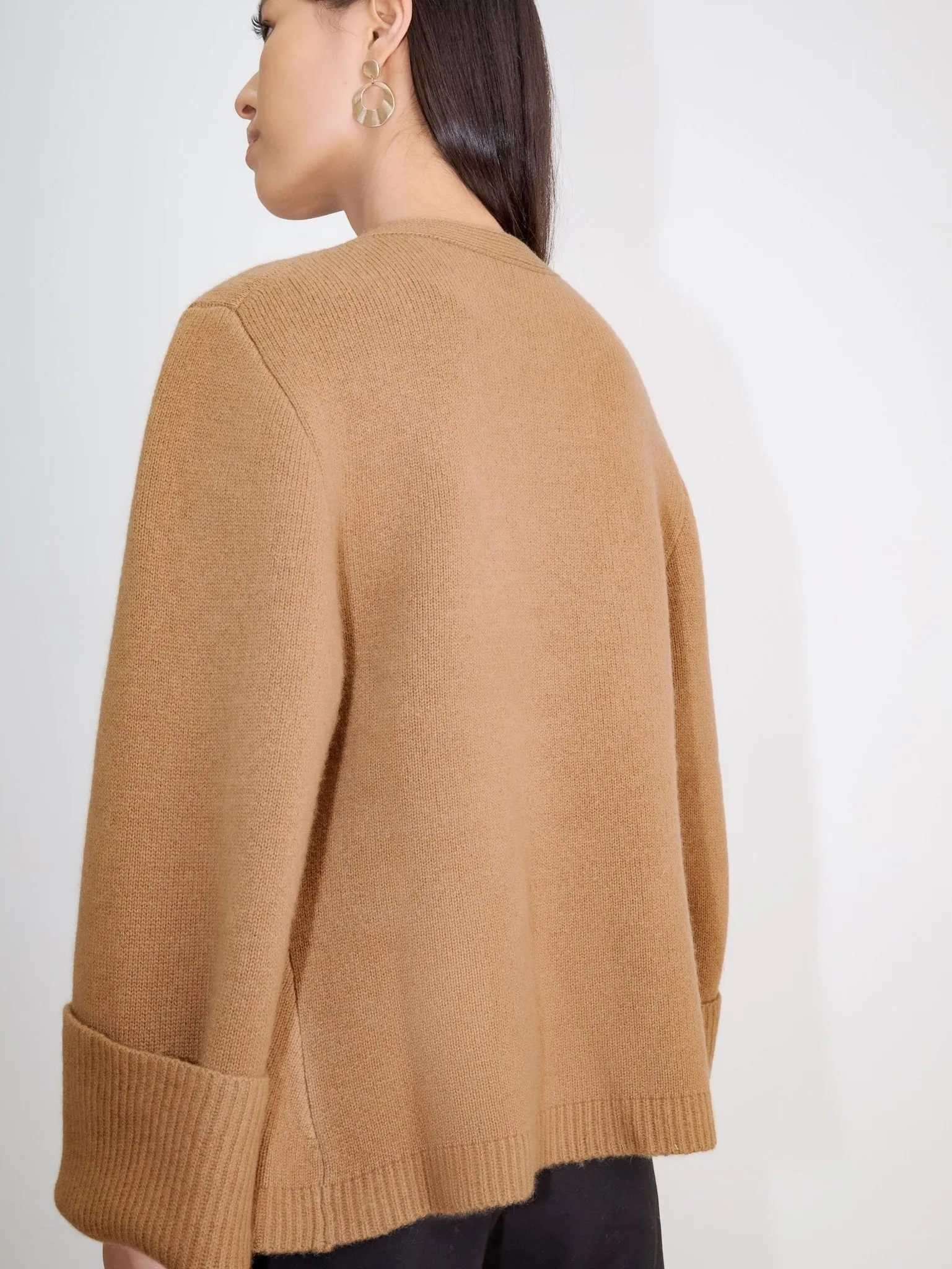 SCARLET oversized cashmere cardigan (Milktea)