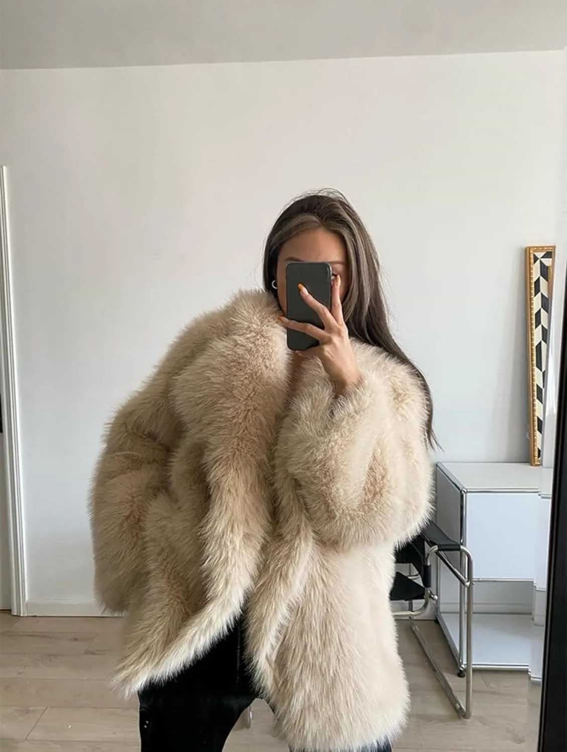 Shaggy Overcoat Outerwear Light Beige Faux Fur Warm Coat Women's Fashion Puffy Fur Jacket Sweater