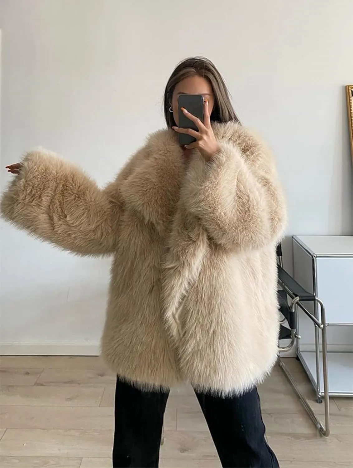 Shaggy Overcoat Outerwear Light Beige Faux Fur Warm Coat Women's Fashion Puffy Fur Jacket Sweater