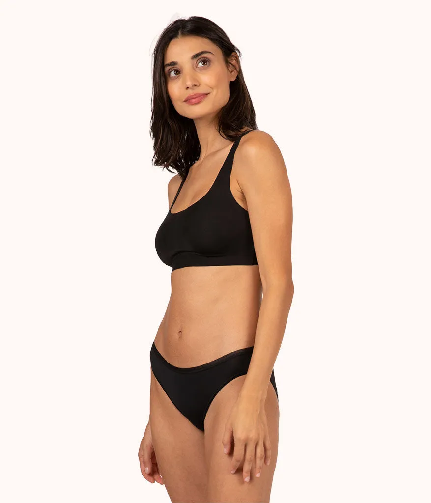 The Sleek Scoop Bralette: Jet Black
