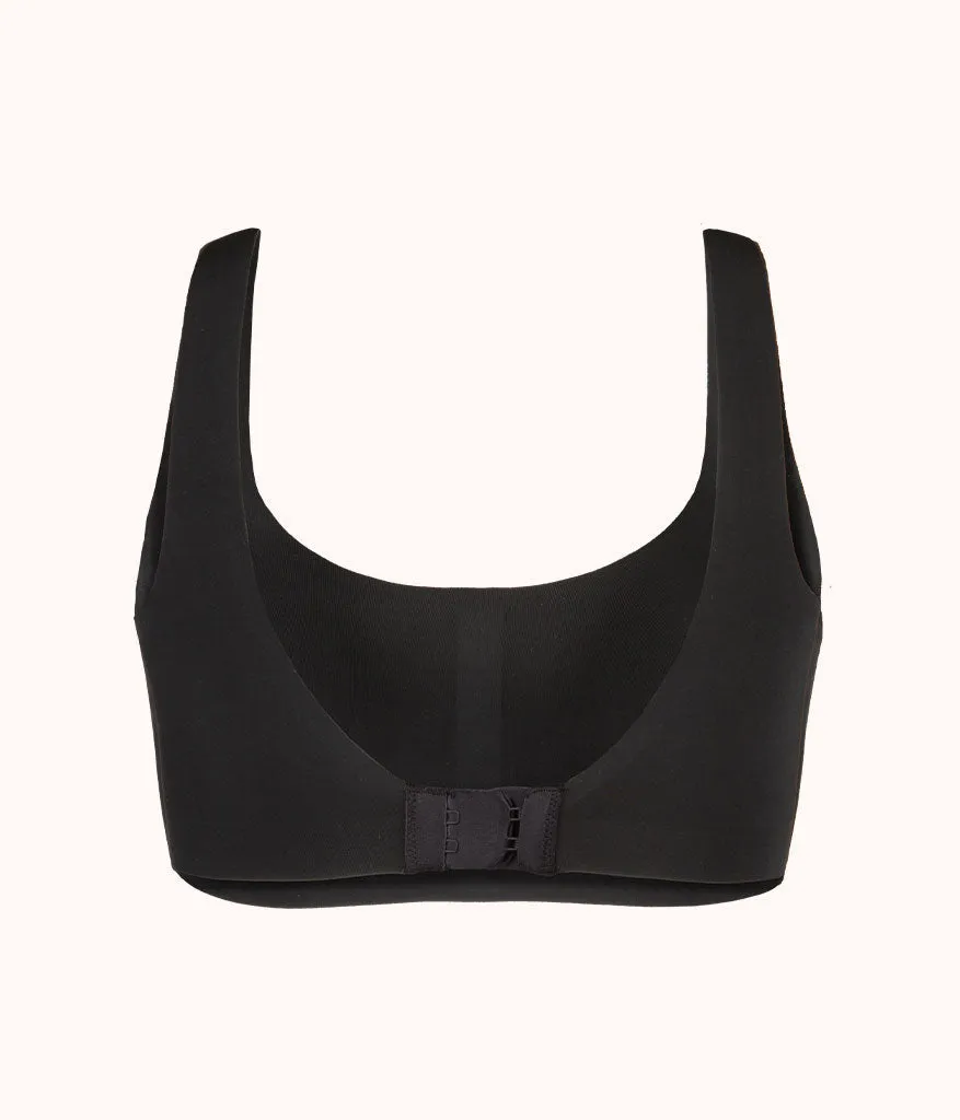 The Sleek Scoop Bralette: Jet Black