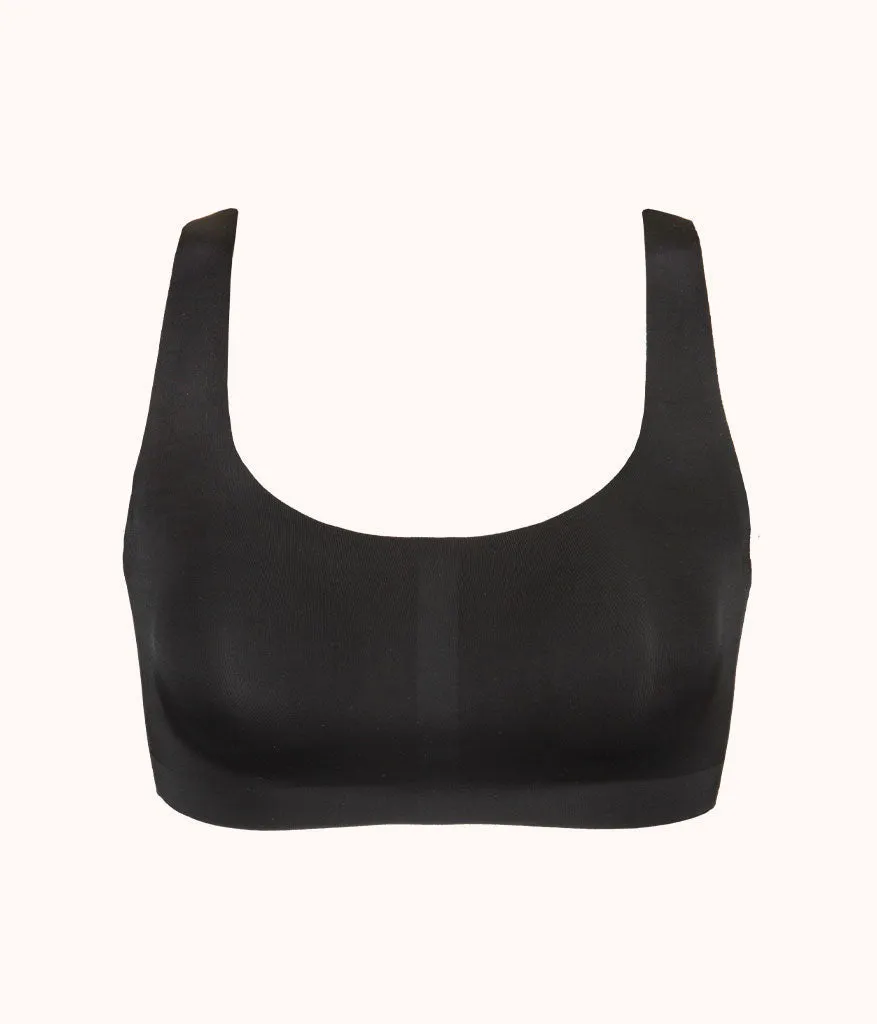 The Sleek Scoop Bralette: Jet Black